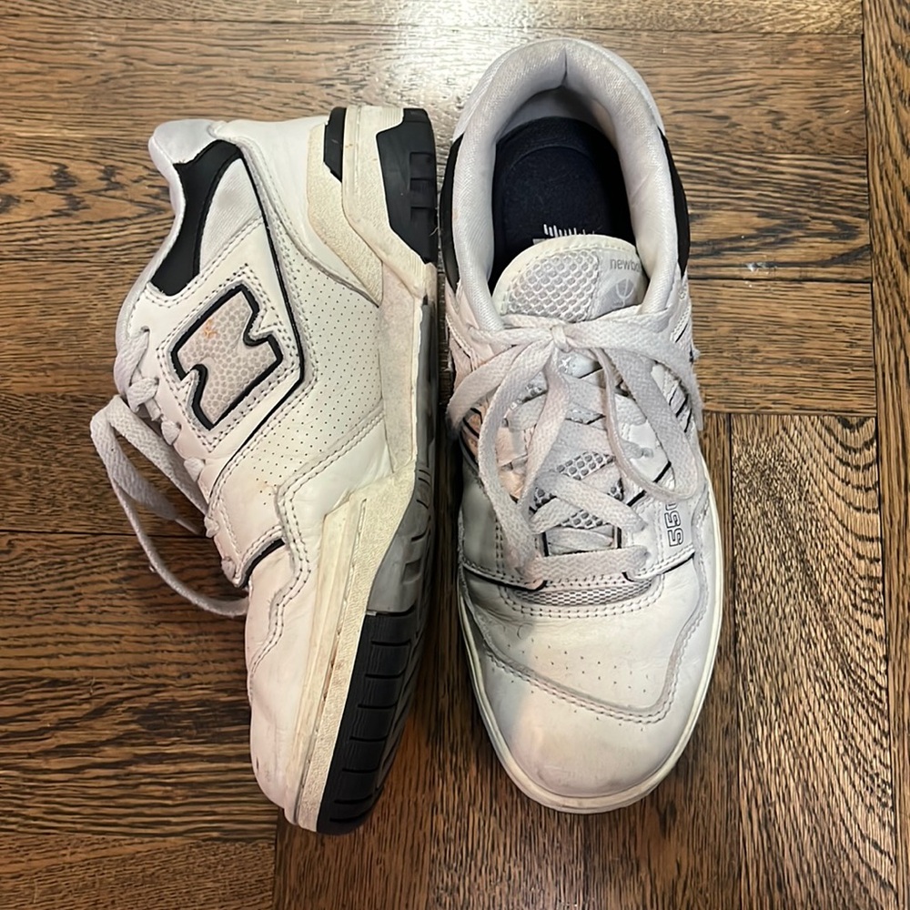 New Balance 550 size 6.5 men’s / 8 women’s sneakers